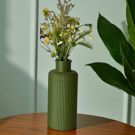 Elegant Flora Vase with a unique openable design for easy cleaning. This beautifully crafted vase combines functionality with style, perfect for showcasing fresh flowers or as a decorative piece