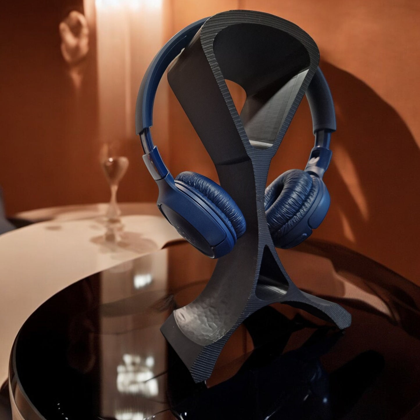 stylish 3d printed headphone stand  modern & durable headset holder