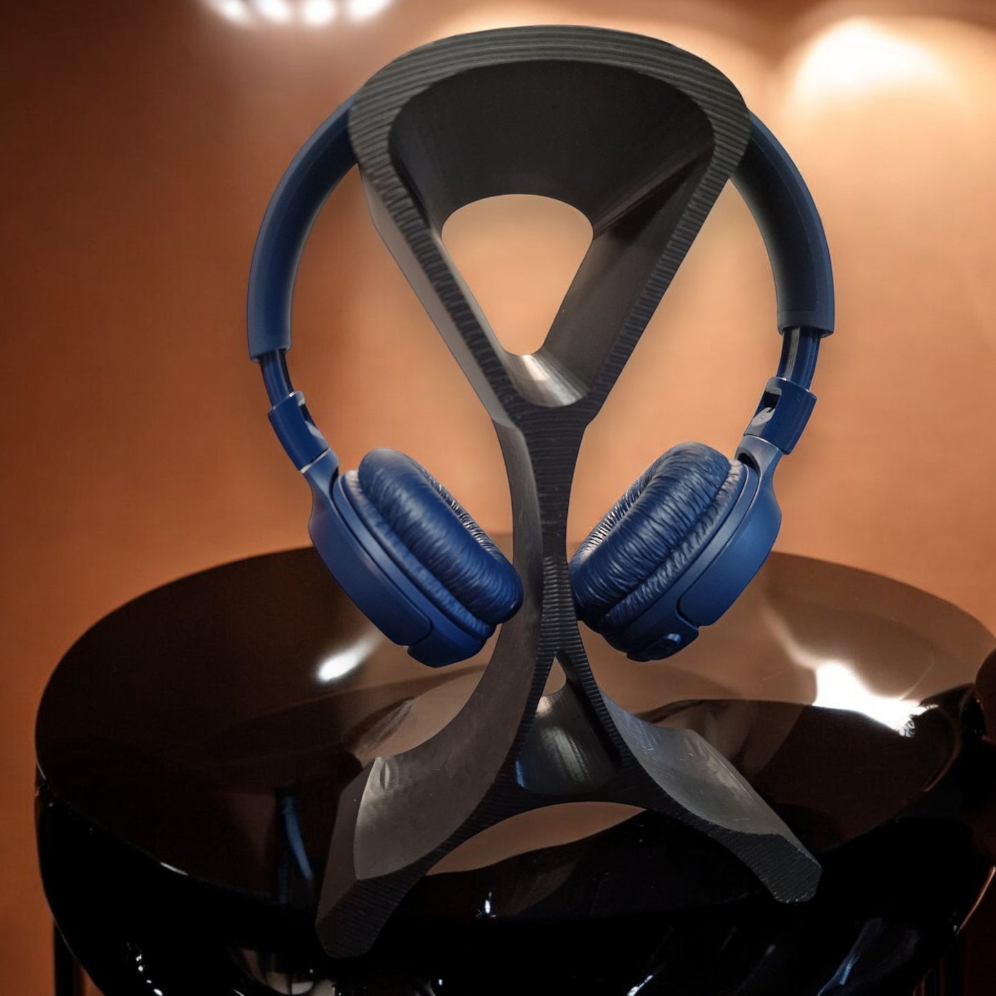 stylish 3d printed headphone stand  modern & durable headset holder