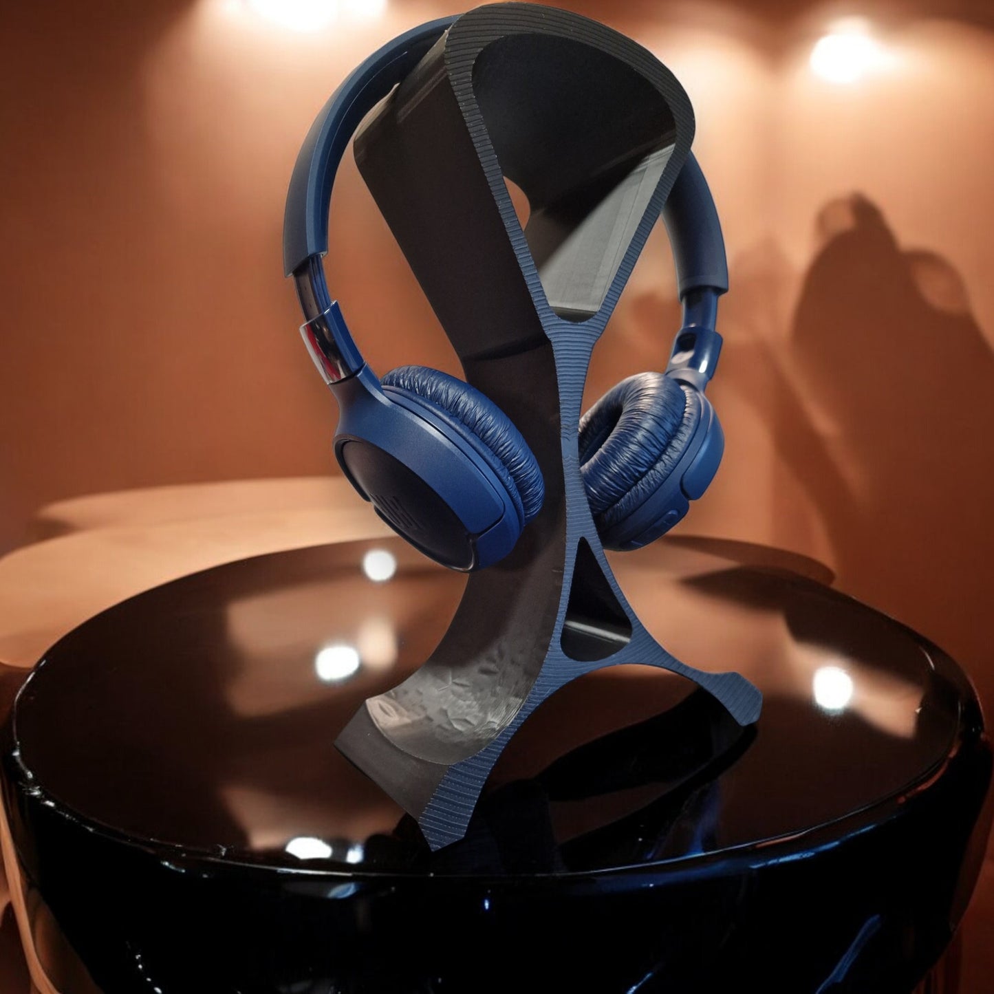 stylish 3d printed headphone stand  modern & durable headset holder