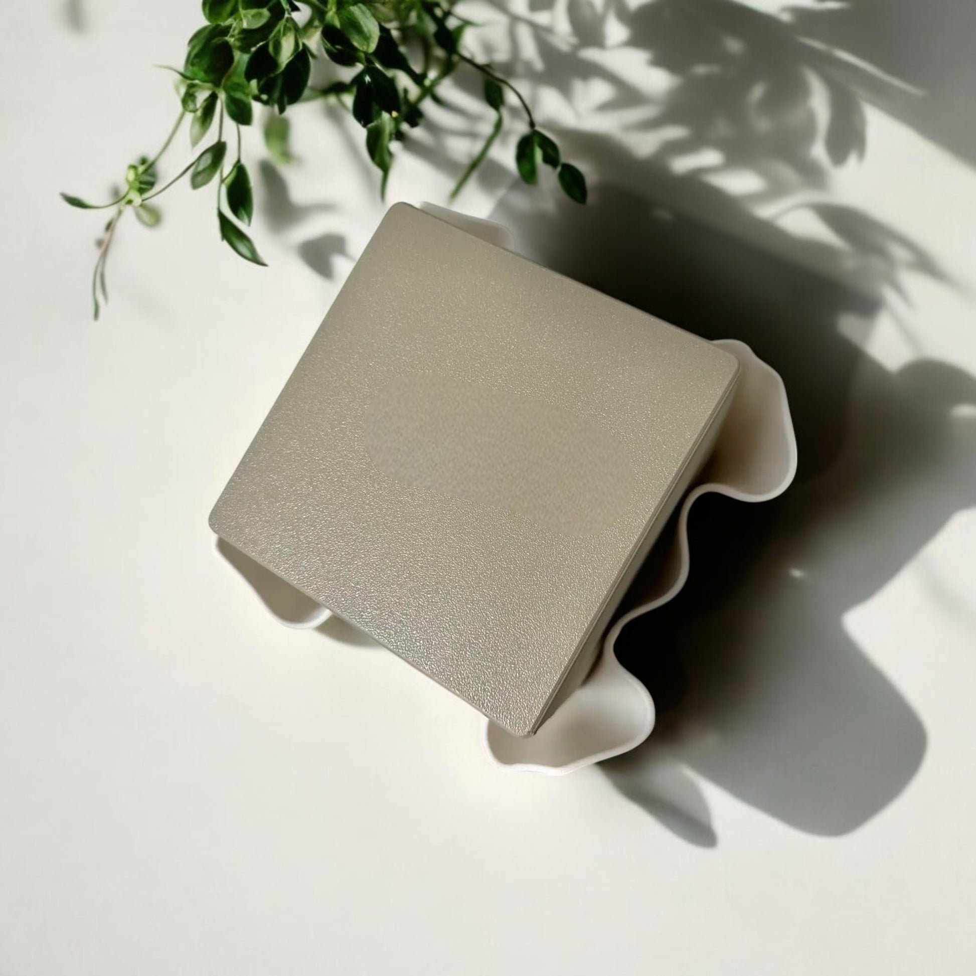 Stylish tissue box cover designed for standard cubic tissue boxes, featuring a modern and sleek design, perfect for home or office use in living rooms, bathrooms, or bedrooms