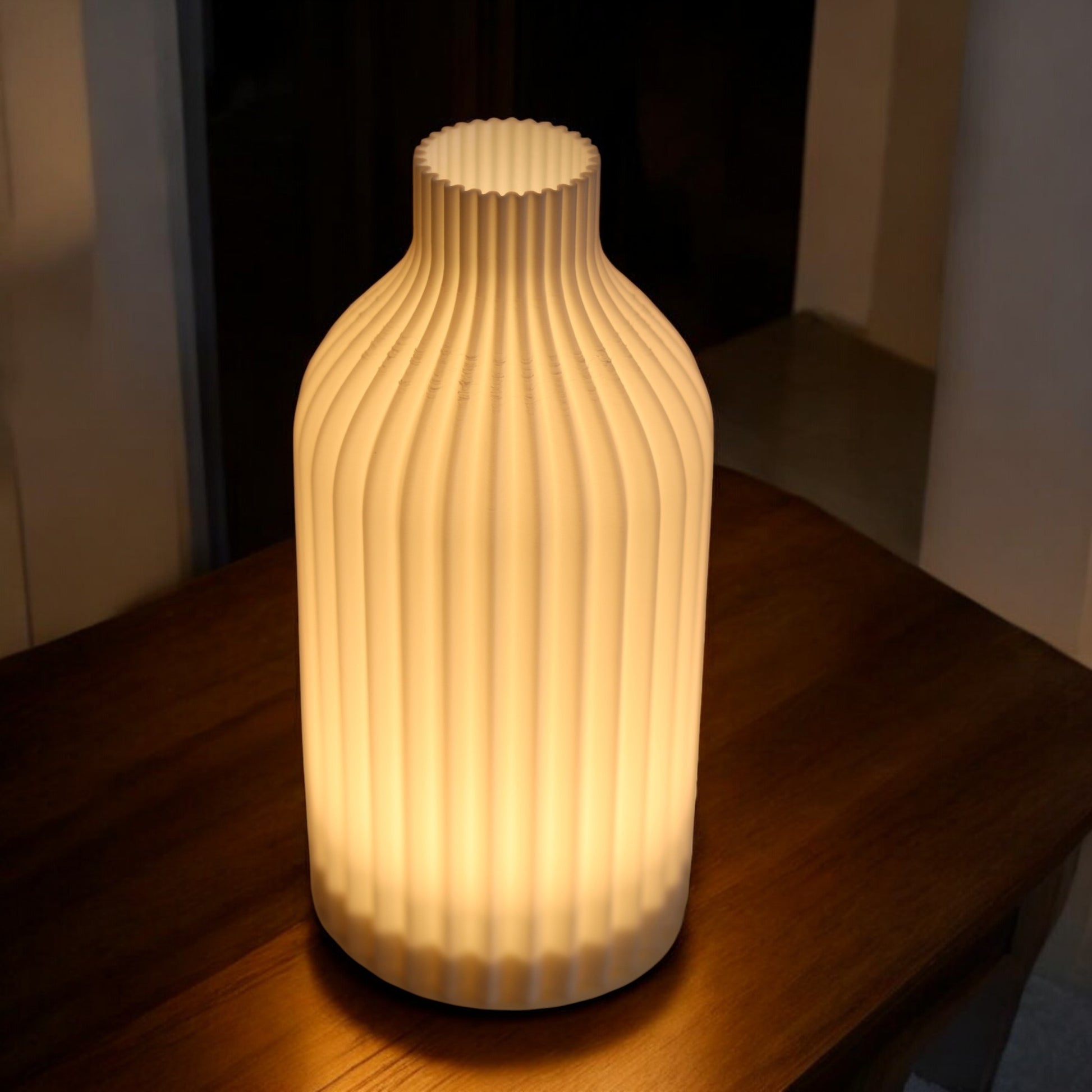 Vase Lamp for Dried & Artificial Flowers – Soft Ambient Table Light, Modern Home Decor, Christmas Gift, Bedside Night Lamp 24 cm