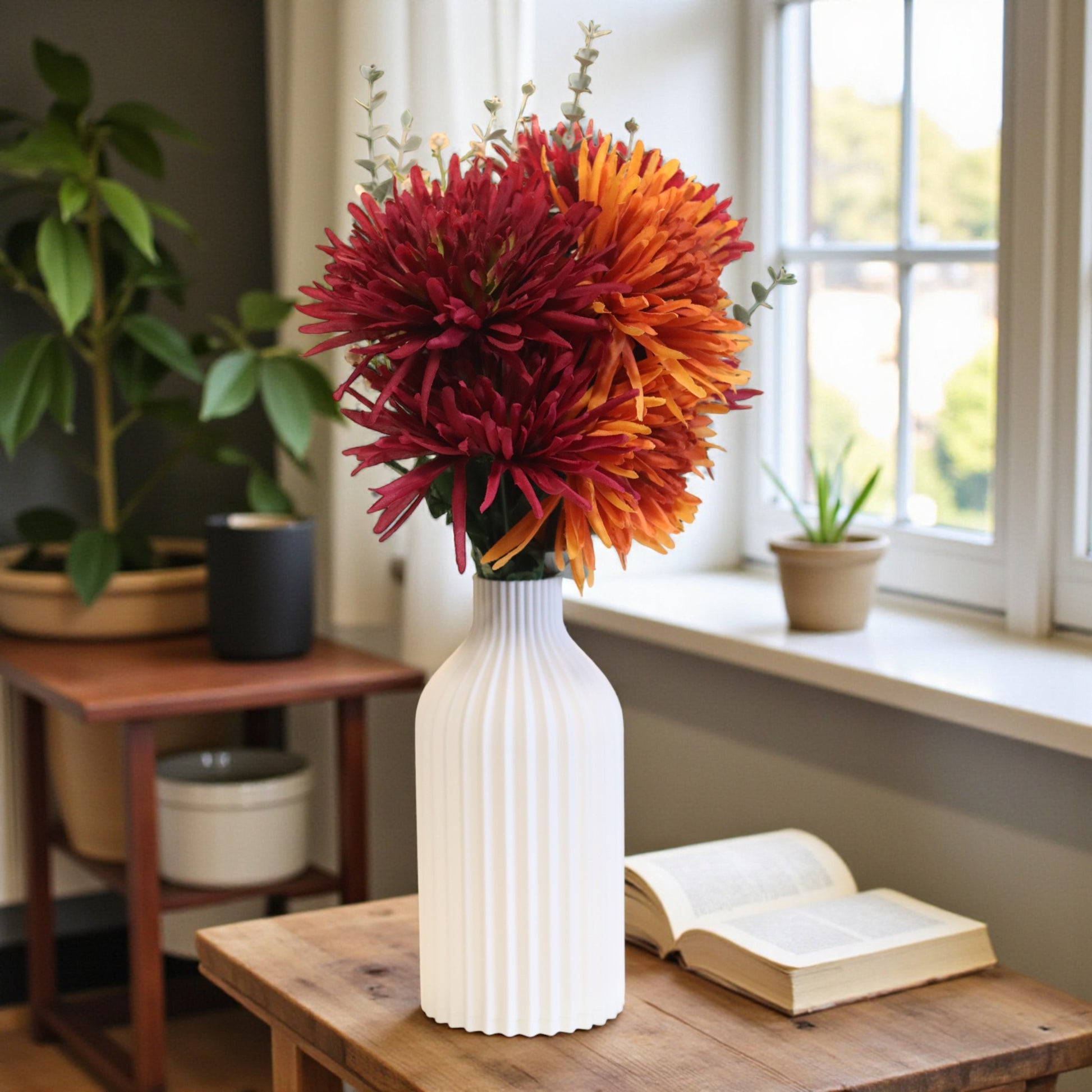 Vase Lamp for Dried & Artificial Flowers – Soft Ambient Table Light, Modern Home Decor, Christmas Gift, Bedside Night Lamp 24 cm