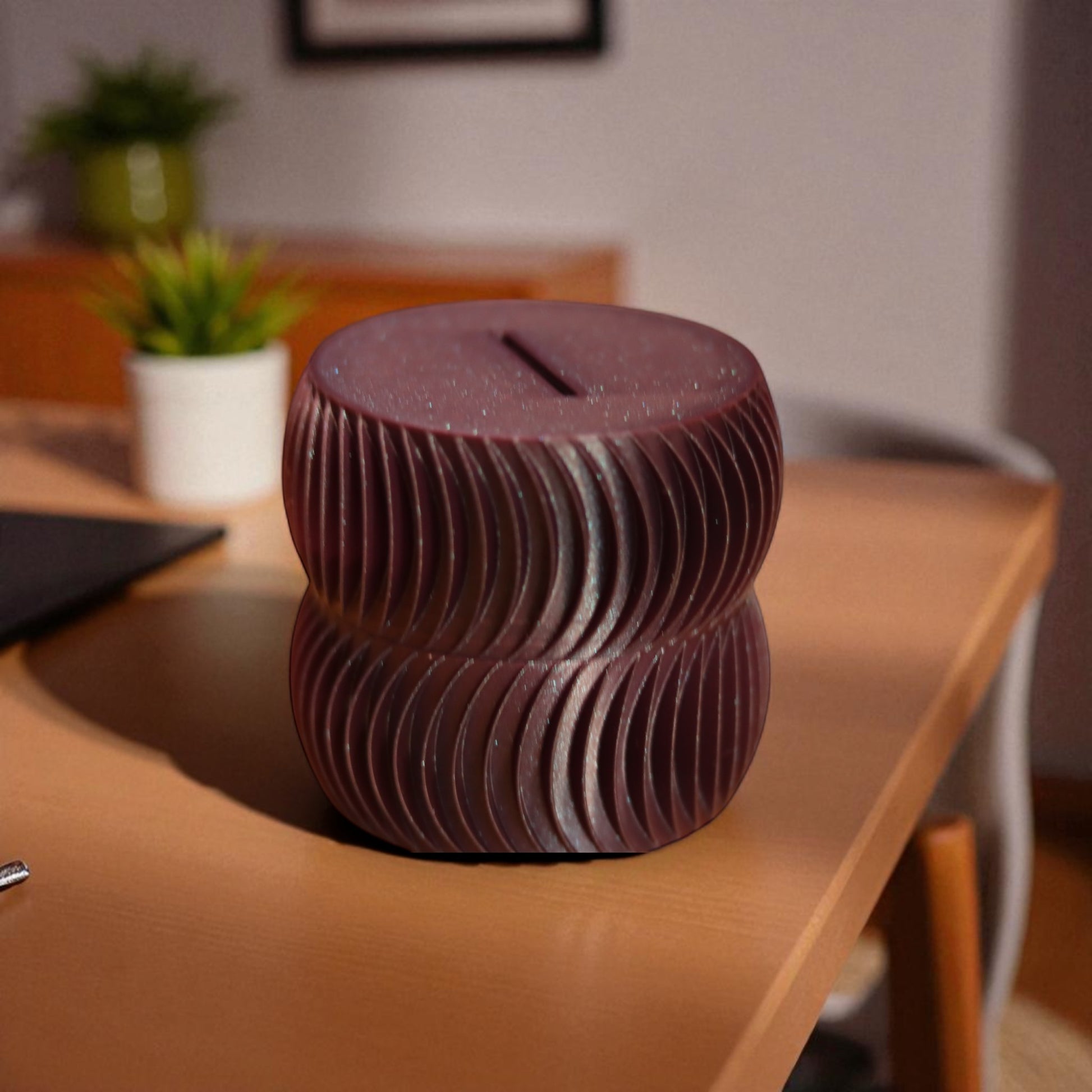  luxury coin bank designed to turn saving into a sophisticated experience. Available in two different sizes, this stylish coin bank seamlessly blends form and function, making it the perfect addition to any home or office. 