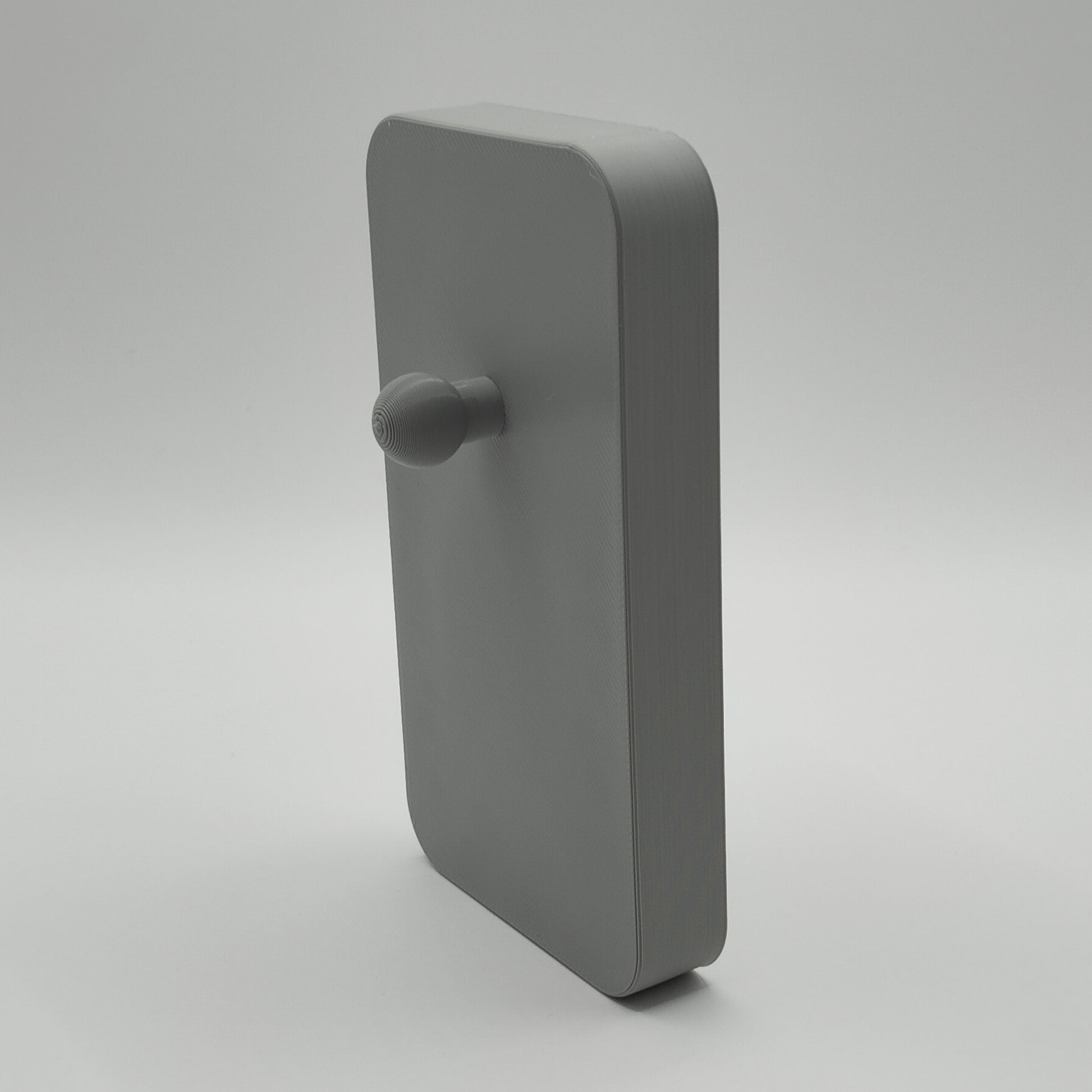 A rent-friendly key organizer that comes with adhesive tape for easy, damage-free mounting, perfect for keeping your keys tidy and accessible.