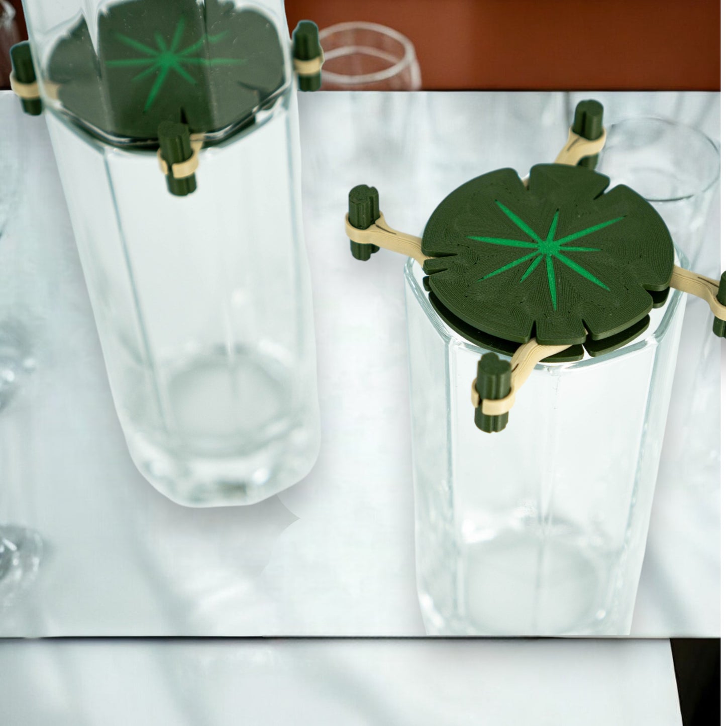 set of 4 worlds first mechanical lily pad to stack mugs & glasses holder