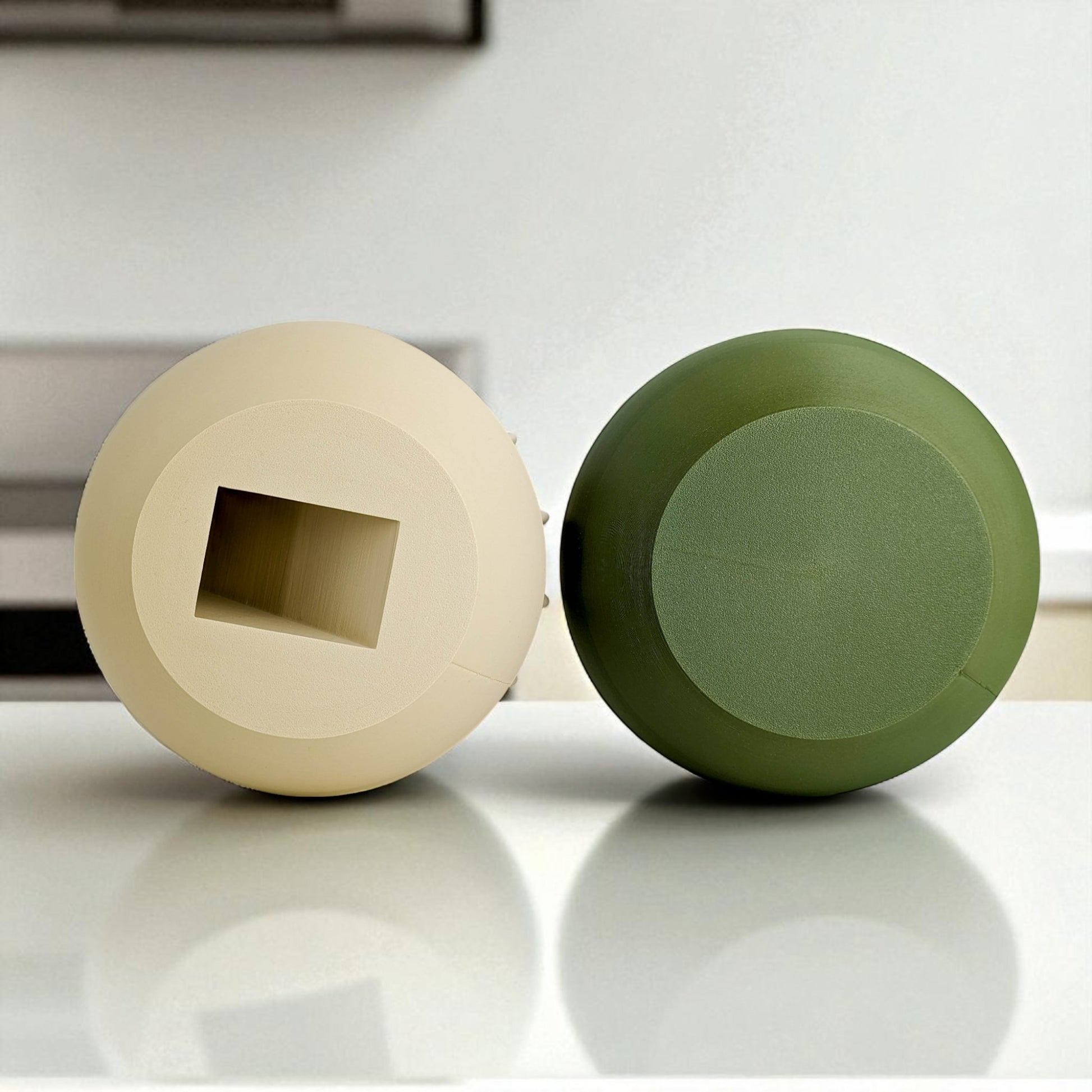 a modern 3D-printed plant pot with a hidden storage box, perfect for keeping small items discreetly tucked away. This unique design combines functionality with style, making it a standout piece for your home decor.
