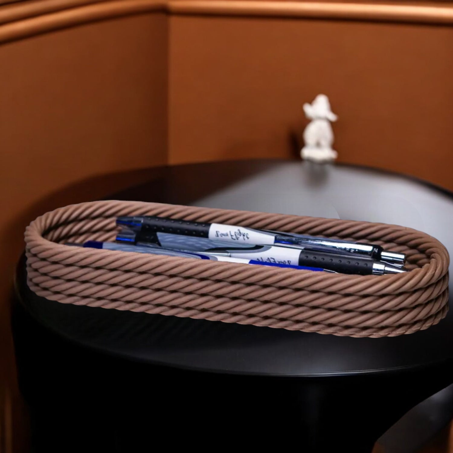 Rope Controller a pen and pencil holder with a rope-inspired design, perfect for adding a unique and stylish touch to your desk or workspace organization.