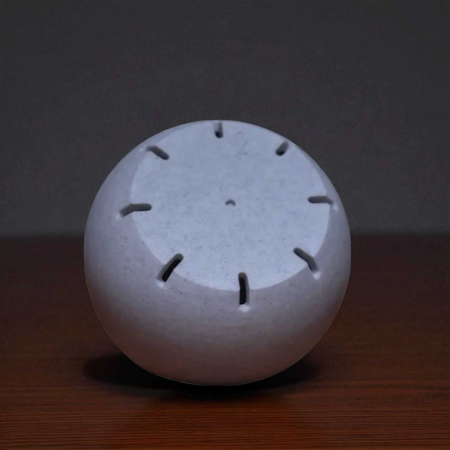 raindrop planter a stylish planter pot designed in the elegant shape of a raindrop, perfect for adding a modern and natural touch to your indoor or outdoor gardening