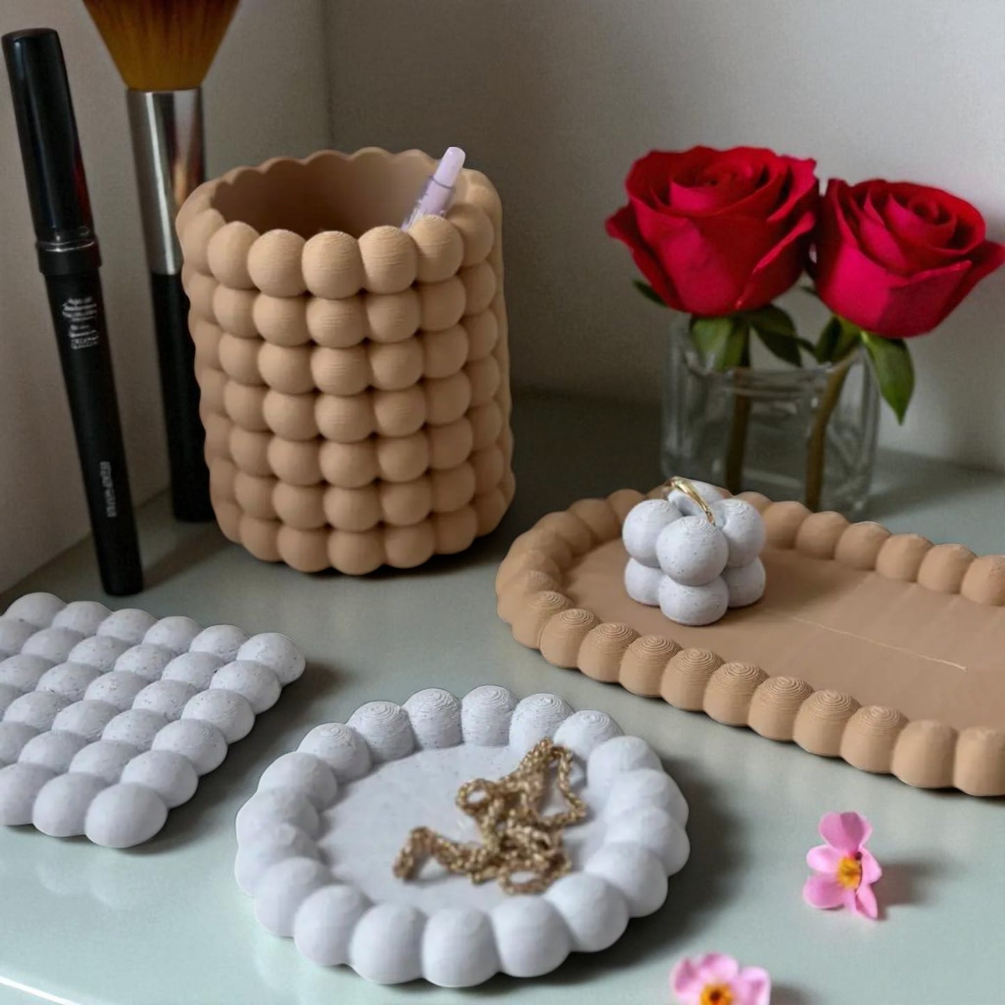 bubblecharm set stylish bubble-shaped coaster, trays, and holders for elegant organization