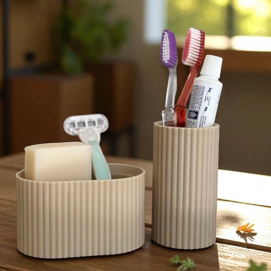 A compact and travel-friendly toothbrush and soap holder set, designed to fit neatly in your luggage. Perfect for keeping your hygiene essentials organized and clean while on the go.