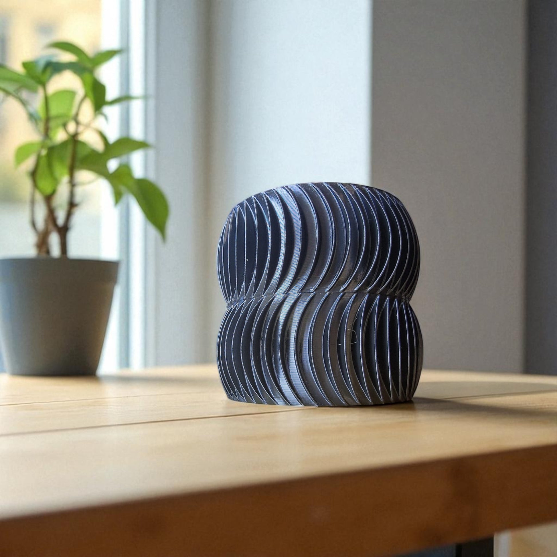  luxury coin bank designed to turn saving into a sophisticated experience. Available in two different sizes, this stylish coin bank seamlessly blends form and function, making it the perfect addition to any home or office. 
