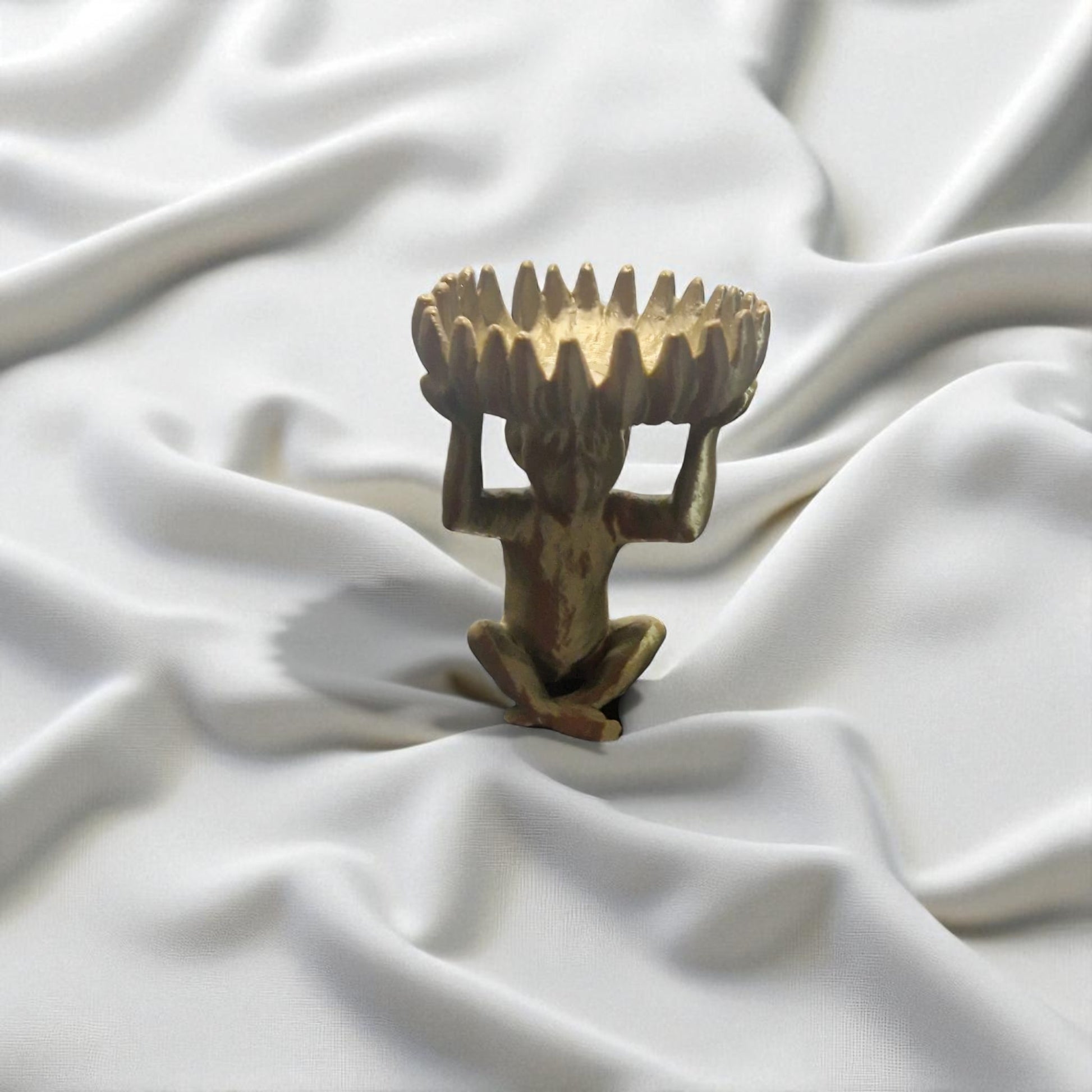 A charming monkey statue designed with a playful and detailed aesthetic, featuring a bowl atop its head shaped like a banana, perfect for holding fruit, candies, or small items, adding a whimsical touch to your home decor
